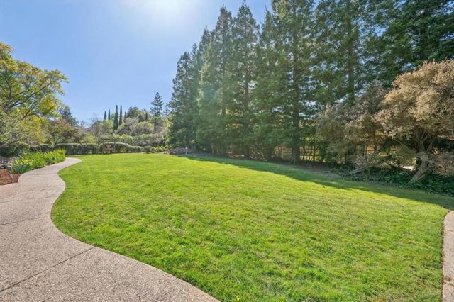 18074 Daves Avenue, Monte Sereno, CA 95030