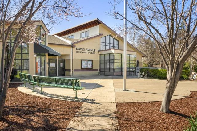 18074 Daves Avenue, Monte Sereno, CA 95030