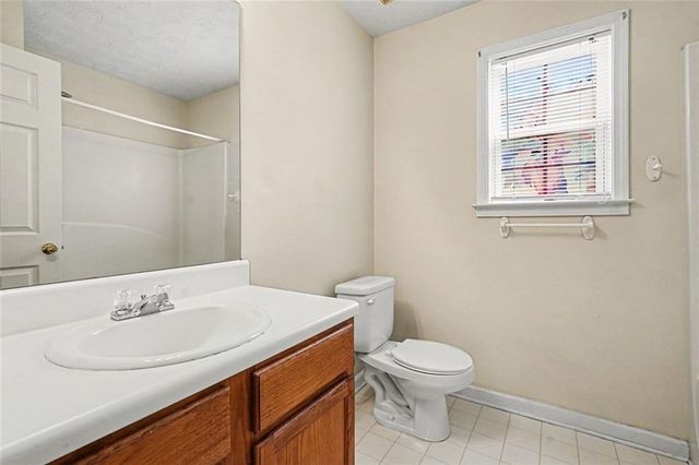 1496 Virgil Pond Lane, Loganville, GA 30052