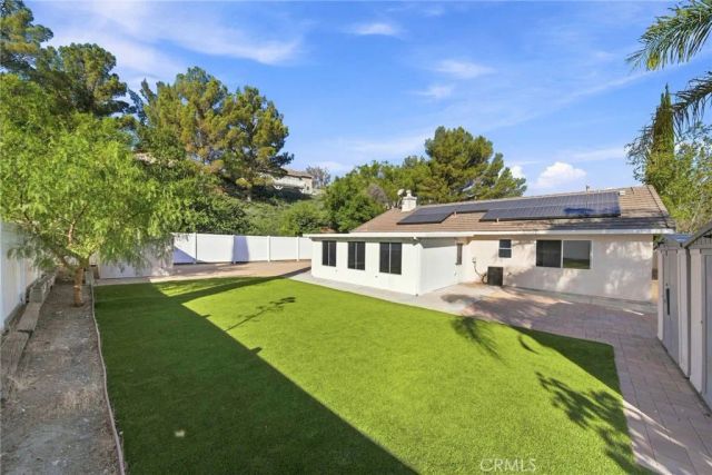 19735 Skyview Court, Canyon Country, CA 91351