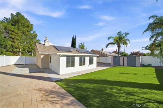 19735 Skyview Court, Canyon Country, CA 91351