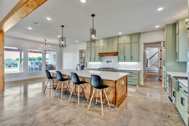 3763 County Road 1110, Rio Vista, TX 76093