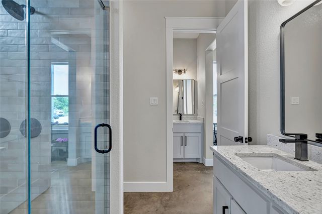 3763 County Road 1110, Rio Vista, TX 76093