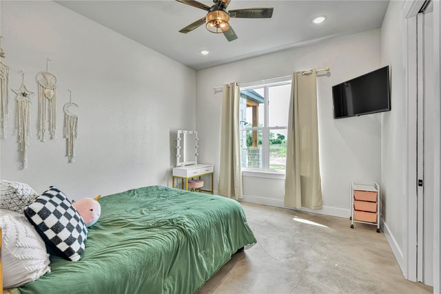 3763 County Road 1110, Rio Vista, TX 76093