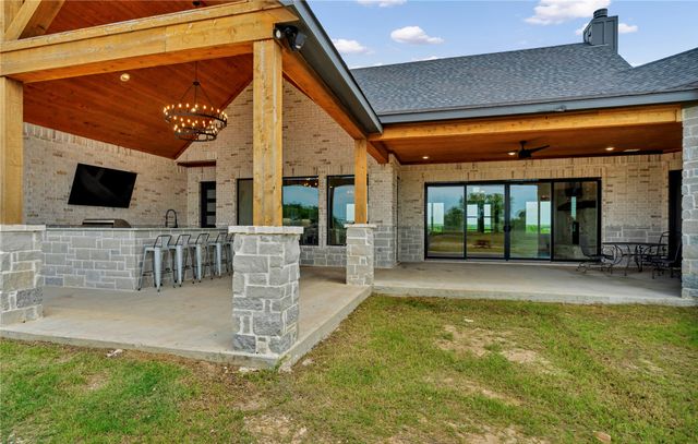 3763 County Road 1110, Rio Vista, TX 76093