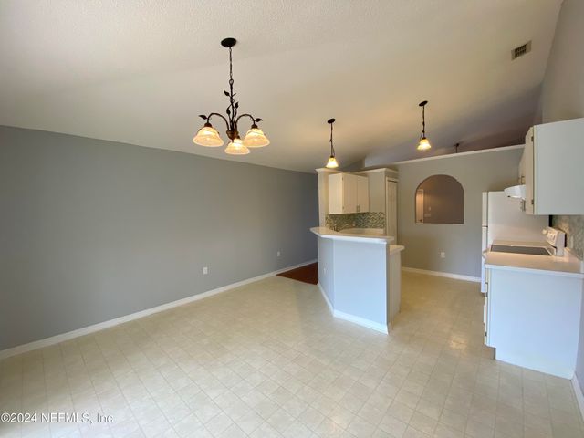 11486 KIMBERLY FOREST Drive, Jacksonville, FL 32246