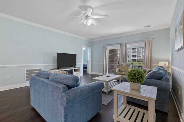 4879 Luster Leaf Cir Apt 105, Myrtle Beach, SC 29577