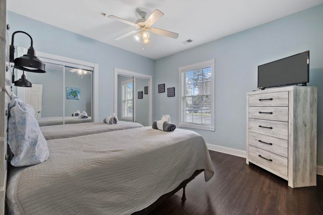 4879 Luster Leaf Cir Apt 105, Myrtle Beach, SC 29577