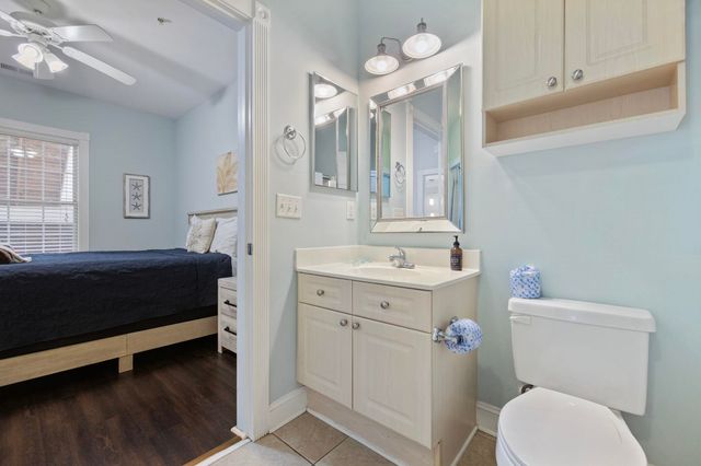 4879 Luster Leaf Cir Apt 105, Myrtle Beach, SC 29577