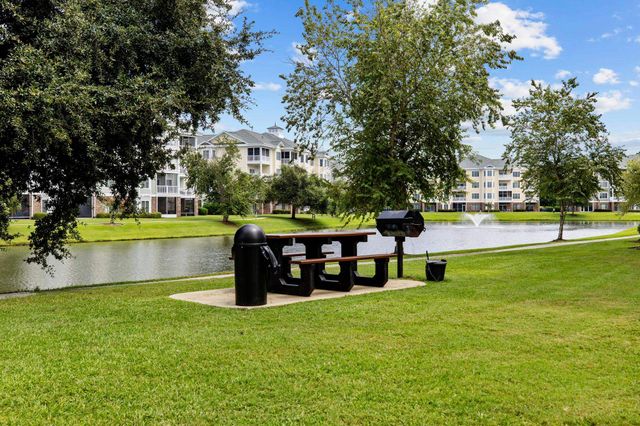 4879 Luster Leaf Cir Apt 105, Myrtle Beach, SC 29577