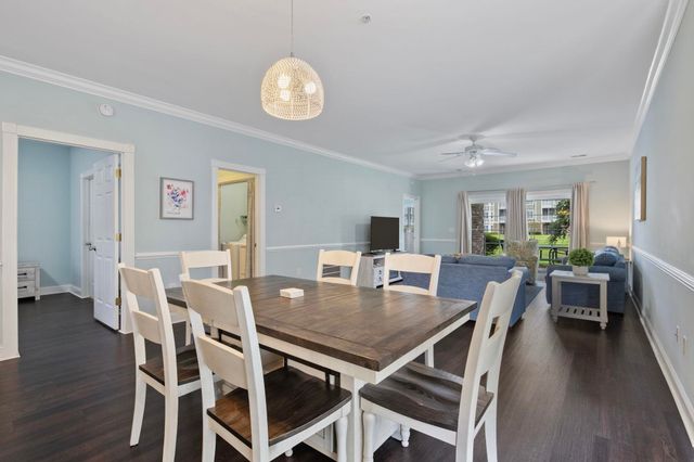 4879 Luster Leaf Cir Apt 105, Myrtle Beach, SC 29577