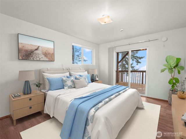 913 E Herron Blvd, Lakebay, WA 98349