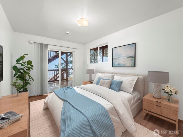 913 E Herron Blvd, Lakebay, WA 98349