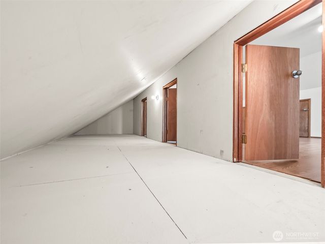 913 E Herron Blvd, Lakebay, WA 98349