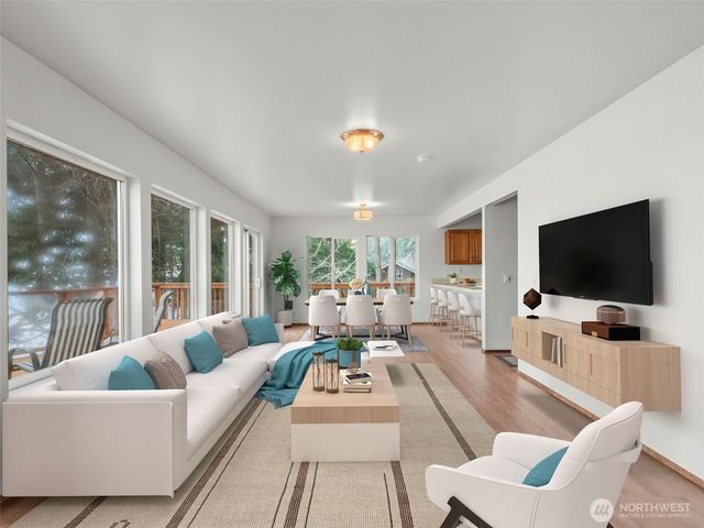 913 E Herron Blvd, Lakebay, WA 98349