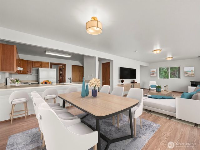 913 E Herron Blvd, Lakebay, WA 98349