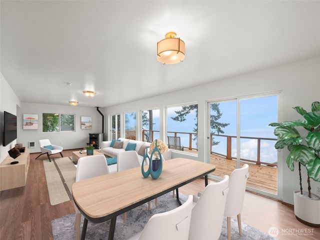 913 E Herron Blvd, Lakebay, WA 98349