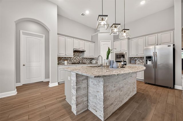 18719 Evanhale Bend Drive, Cypress, TX 77429