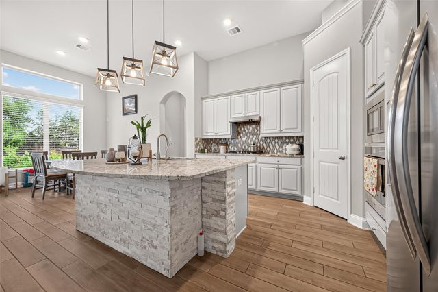 18719 Evanhale Bend Drive, Cypress, TX 77429