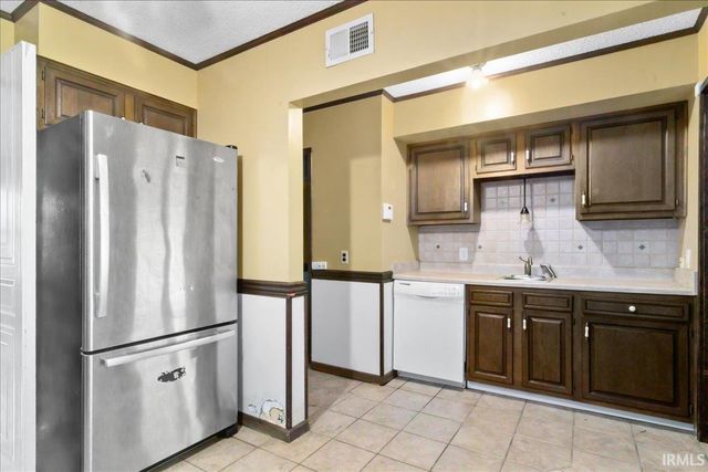 1509 S Saint James Boulevard, Evansville, IN 47714