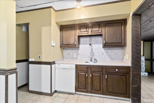 1509 S Saint James Boulevard, Evansville, IN 47714