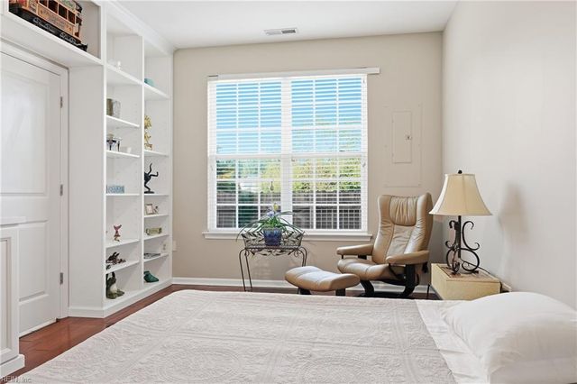 1425 Otterbourne CIR, Chesapeake, VA 23320