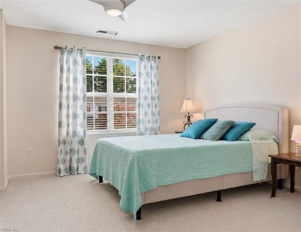 1425 Otterbourne CIR, Chesapeake, VA 23320