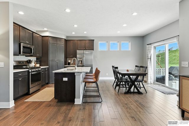 7301 S 184th Street, Omaha, NE 68136