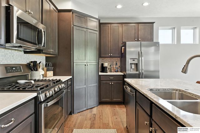 7301 S 184th Street, Omaha, NE 68136