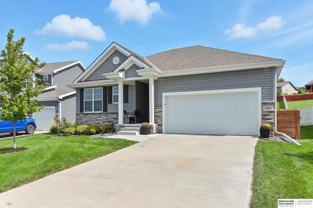 7301 S 184th Street, Omaha, NE 68136