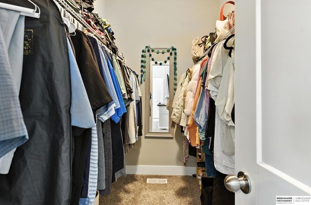 7301 S 184th Street, Omaha, NE 68136