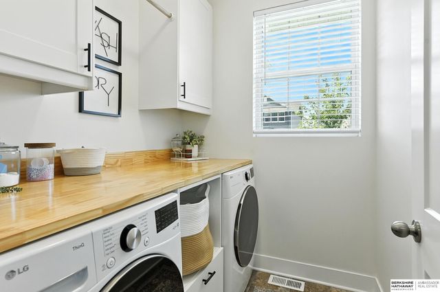 7301 S 184th Street, Omaha, NE 68136