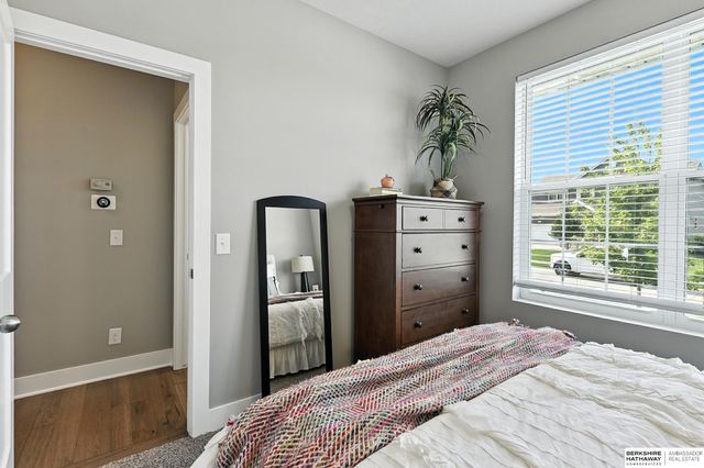 7301 S 184th Street, Omaha, NE 68136