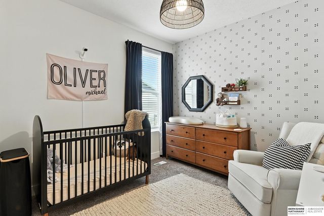 7301 S 184th Street, Omaha, NE 68136