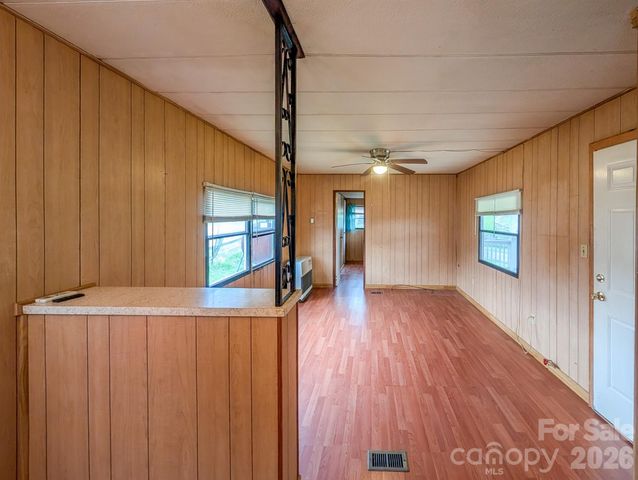 107 Mockingbird Lane, Burnsville, NC 28714