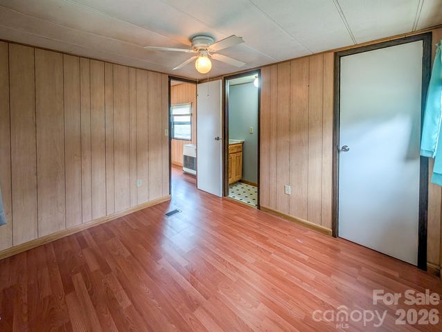 107 Mockingbird Lane, Burnsville, NC 28714