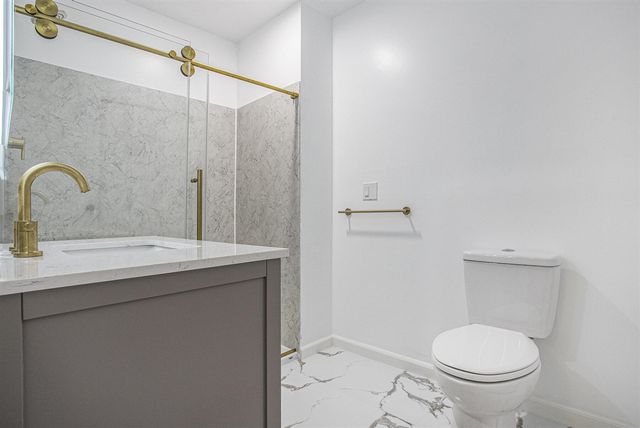 7610 Lake Wood Drive, Portage, MI 49002