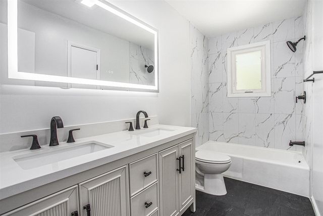 7610 Lake Wood Drive, Portage, MI 49002