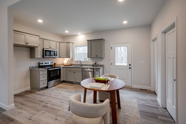 69 Truform Way, Dickson, TN 37055