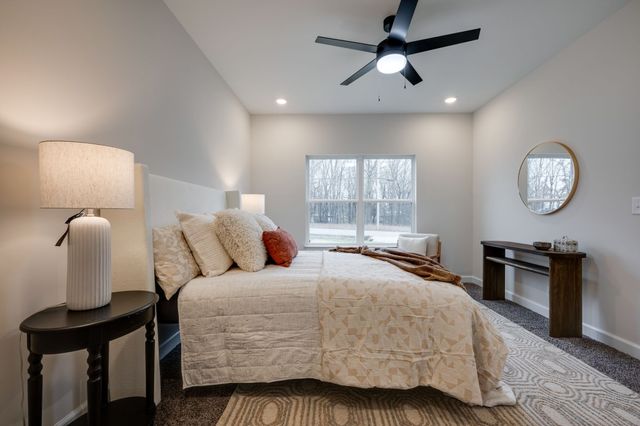 69 Truform Way, Dickson, TN 37055