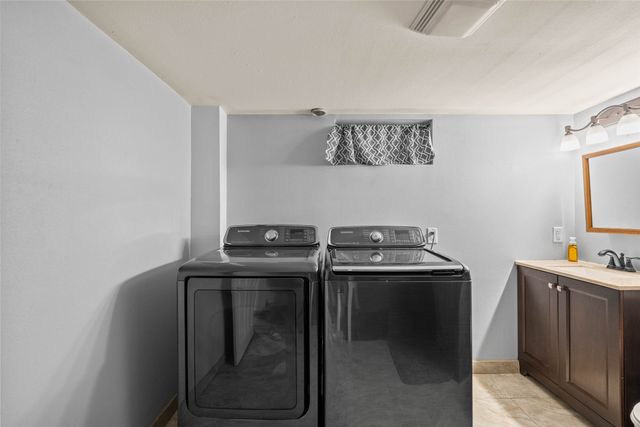 6022 SE 4th Street, Des Moines, IA 50315