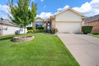 817 Rio Bravo Drive, Fort Worth, TX 76052