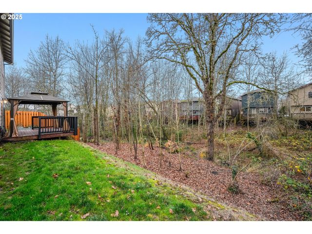 461 E AIRPARK Way, Newberg, OR 97132