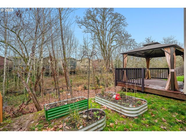 461 E AIRPARK Way, Newberg, OR 97132