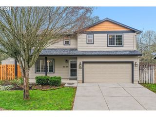 461 E AIRPARK Way, Newberg, OR 97132