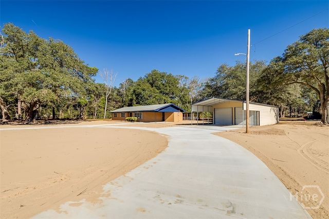 1207 Black Creek Church Road, Ellabell, GA 31308