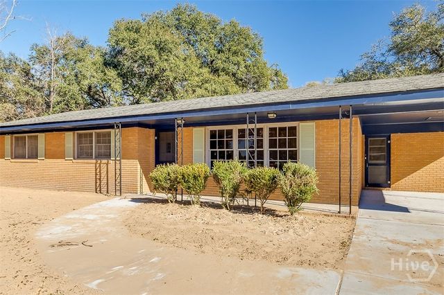 1207 Black Creek Church Road, Ellabell, GA 31308