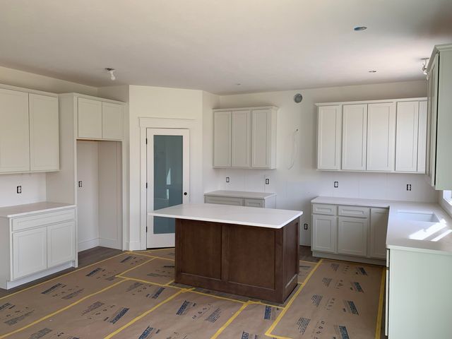 7870 Woodhurst Drive Ne, Cannon Twp, MI 49341