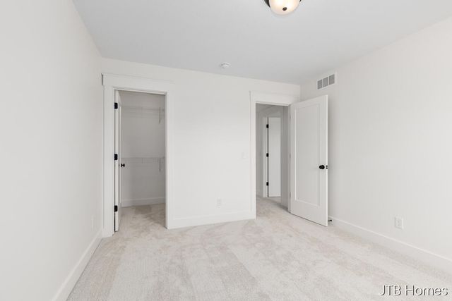 7870 Woodhurst Drive Ne, Cannon Twp, MI 49341