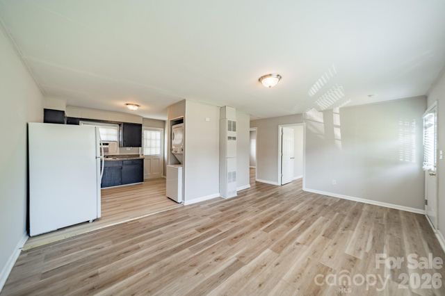 402 E Webb Street, Dallas, NC 28034